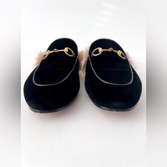 GUCCI || Princetown Fur Black Velvet Horsebit Mules Flats Slides Slippers US 7 - Picture 3 of 9